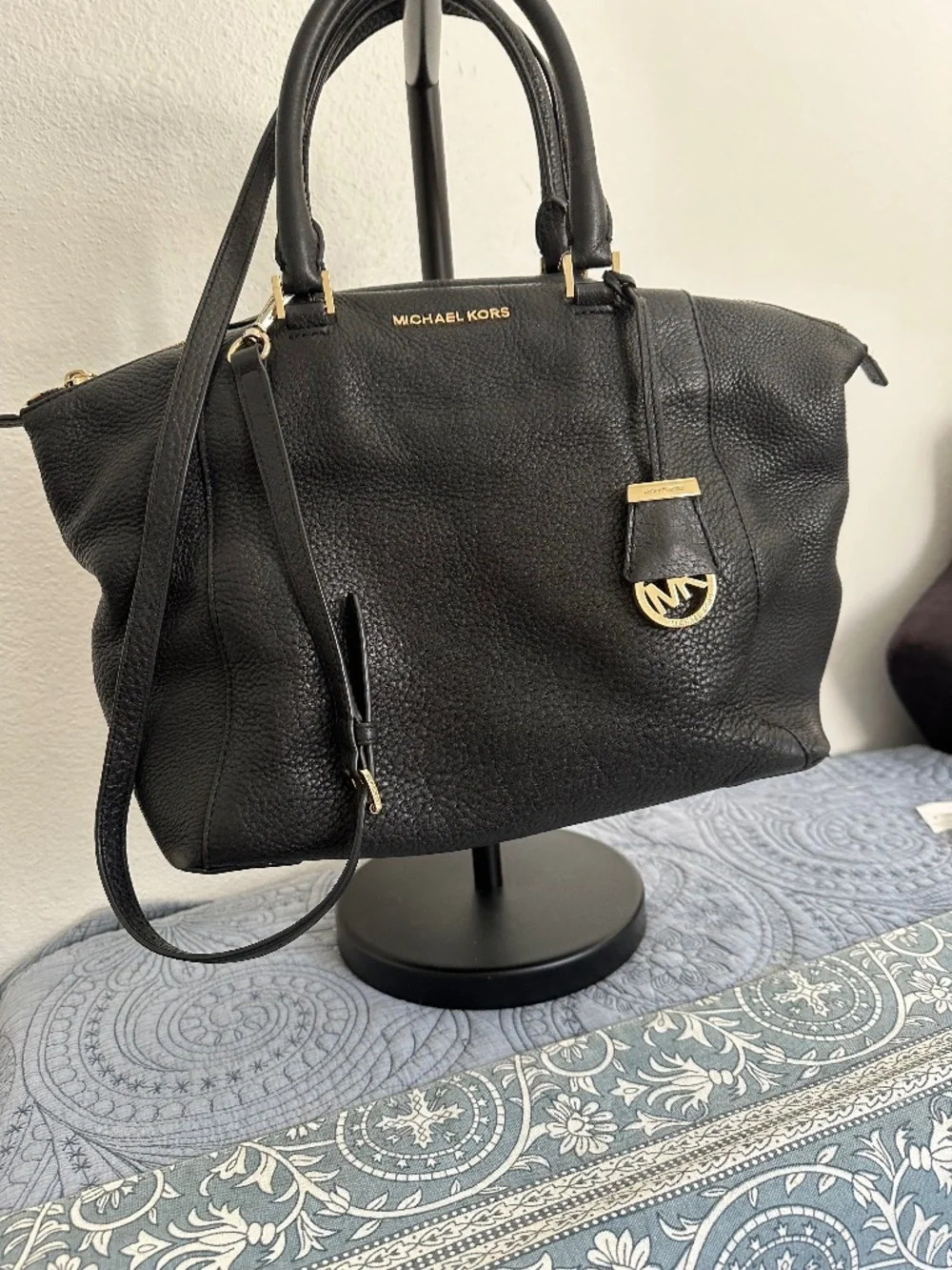 Michael Kors Leather  Bag